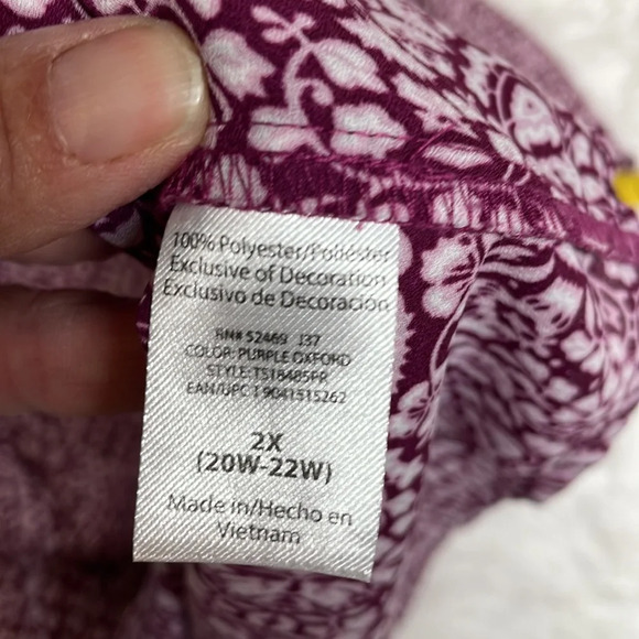 Terra & Sky plus Size Sleeveless Top - Picture 8 of 8